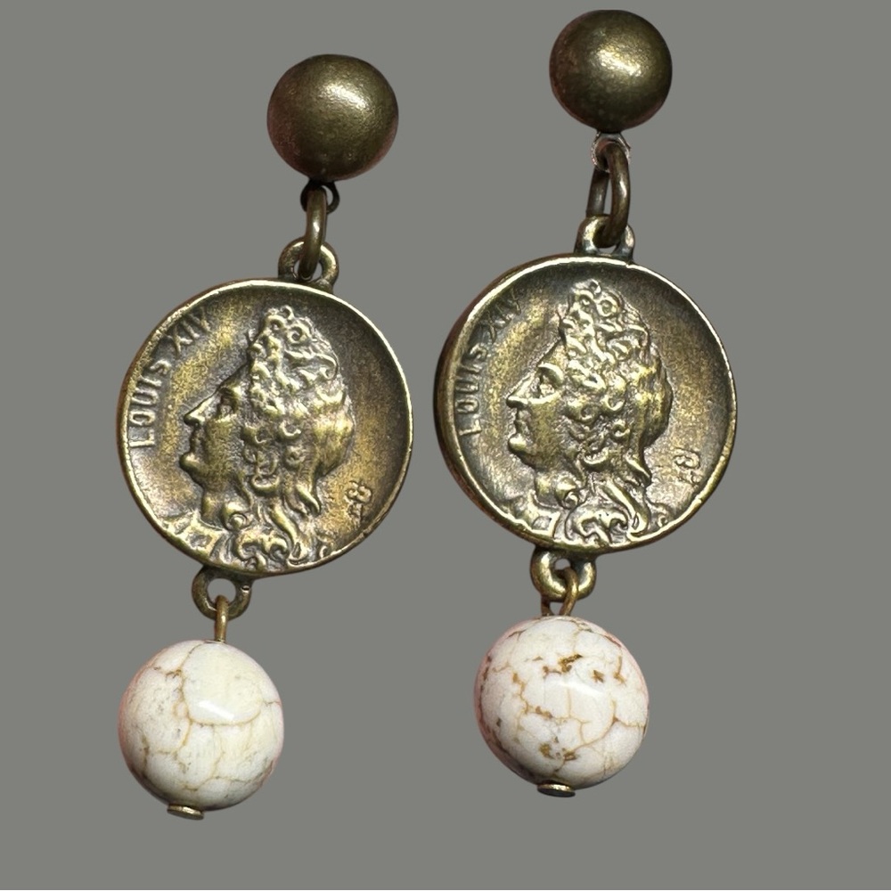 French Kande Prefere Brass Medallion/Coin Dangle Earrings (EUC)